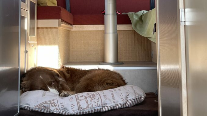 Liegeplatz im Wohnmobil Liegeplatz im Wohnmobil